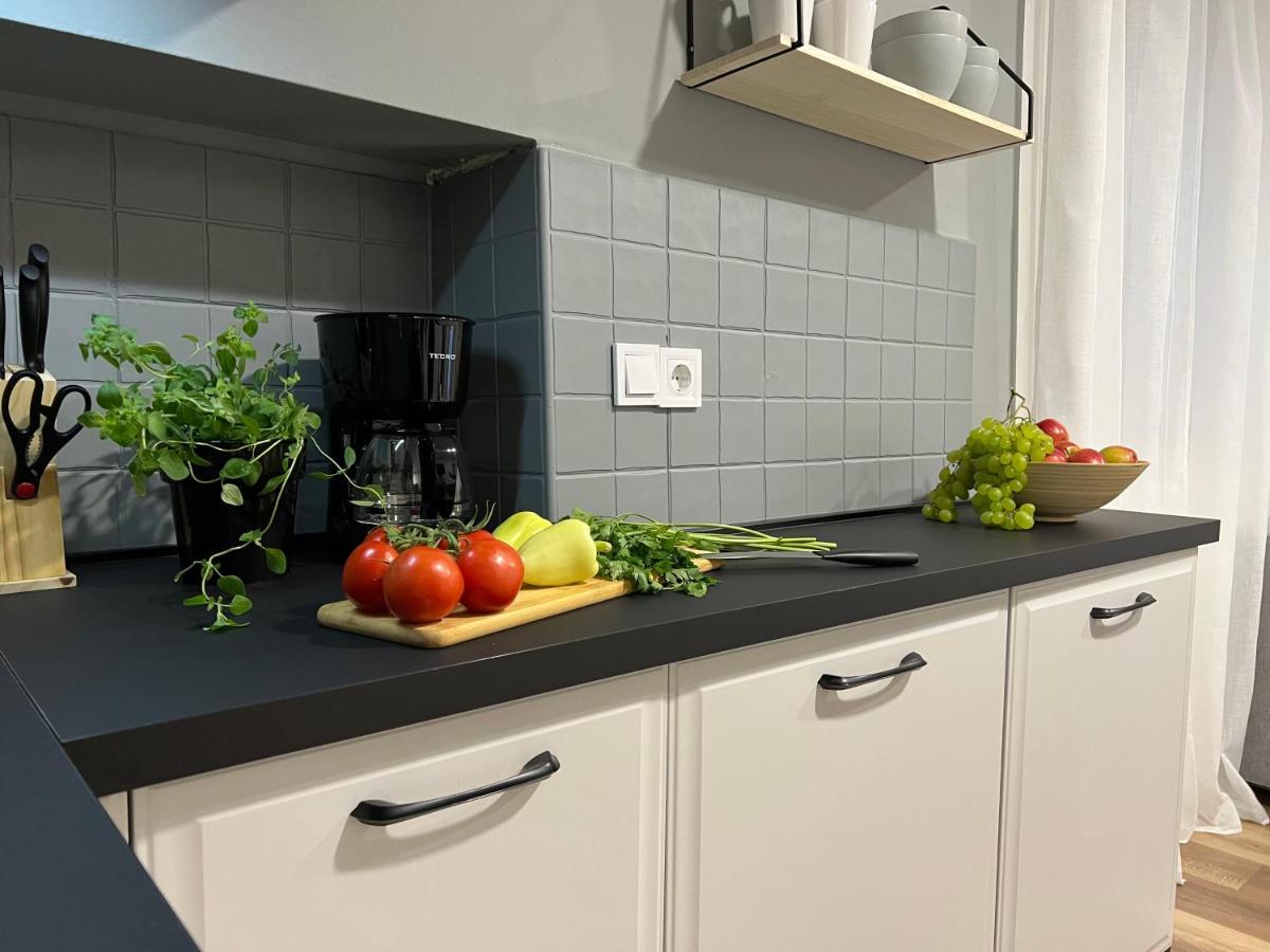 Cinderella Apartment With Free Parking Pula Exterior foto