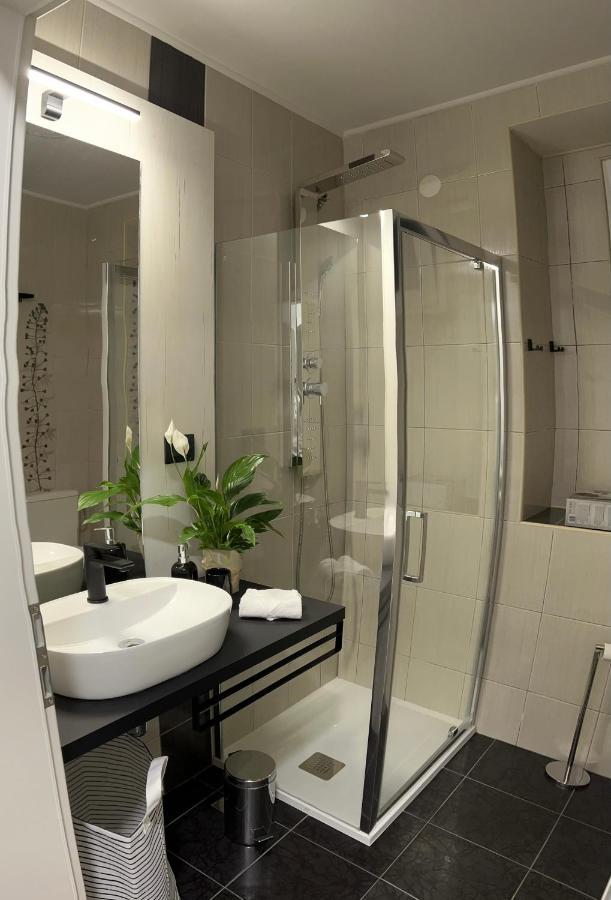 Cinderella Apartment With Free Parking Pula Exterior foto