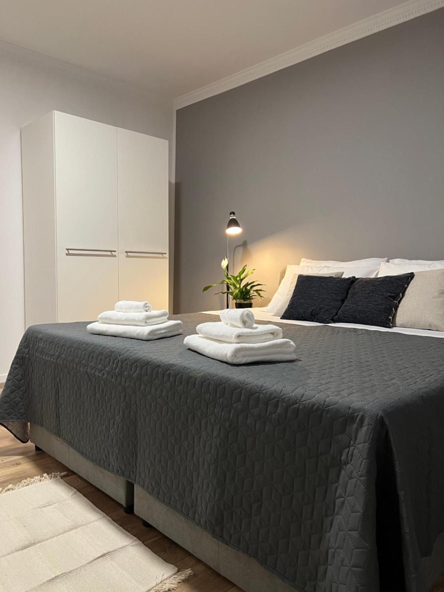 Cinderella Apartment With Free Parking Pula Exterior foto